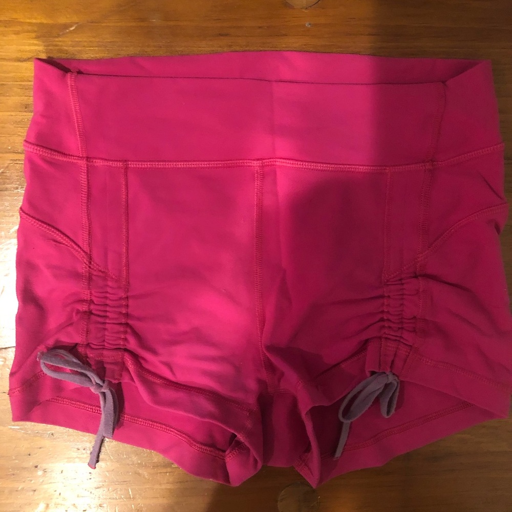 Lululemon 2” Training Shorts